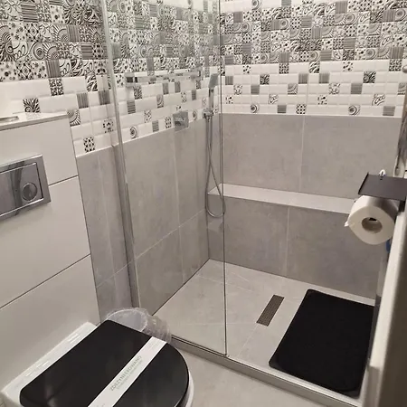 Mieszkanie Z Ogrodkiem Nr3 Apartment Neustettin
