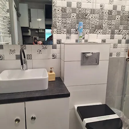 Mieszkanie Z Ogrodkiem Nr3 Apartment *