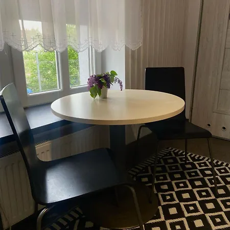 Mieszkanie Z Ogrodkiem Nr3 Apartment *